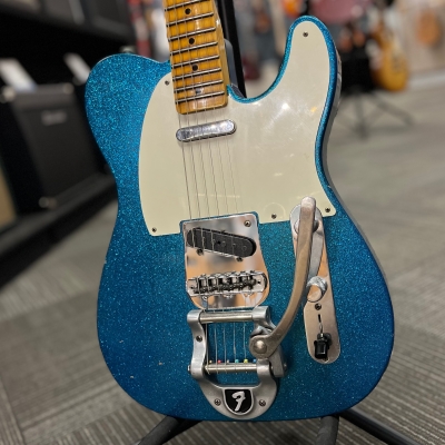 FENDER LTD TWISTED TELE BLUE SPARKLE